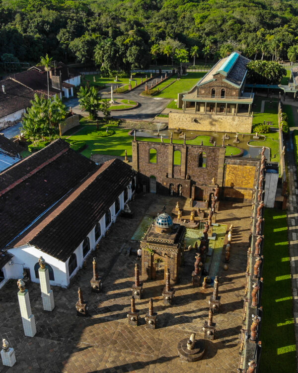 Entre arte e arquitetura: uma visita à Oficina Francisco Brennand